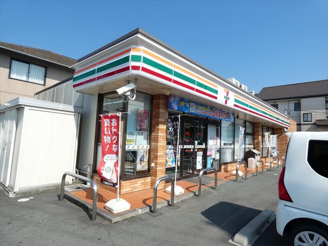 コンビニ　セブン－イレブン磐田富士見台店（コンビニ）まで657m
