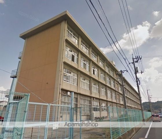 中学校　福山市立一ツ橋中学校（中学校）まで457m