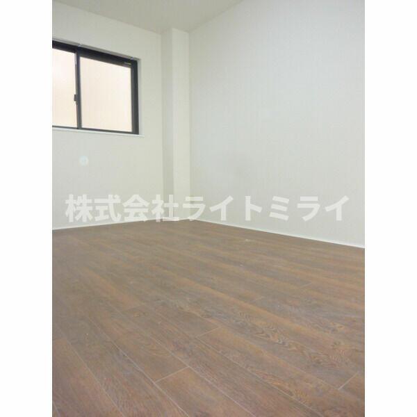 居室・リビング　?