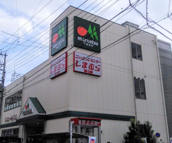 ショッピングセンター　ファッションセンターしまむら新田店（ショッピングセンター）まで380m