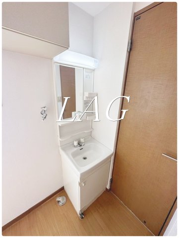 洗面設備　洗面台です。