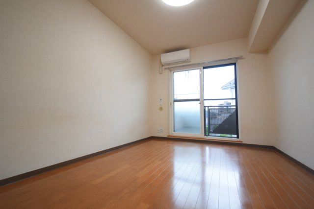 居室・リビング　別部屋参考写真