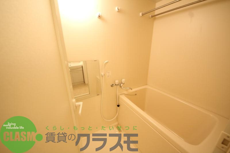 バス・シャワールーム　落ち着いた空間のお風呂です