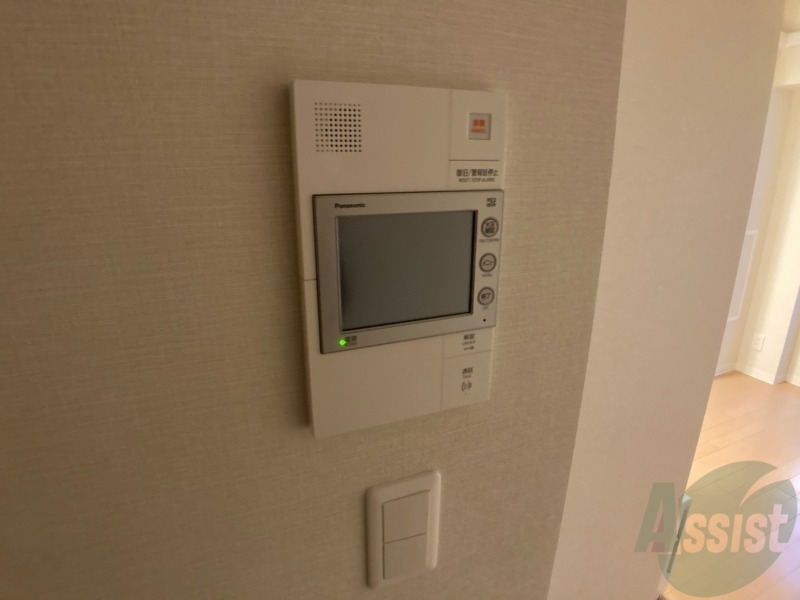 セキュリティ　ＴＶモニター付インターホンです。来客者の顔が見えるので安心！
