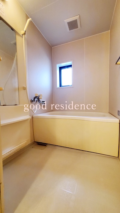 バス・シャワールーム　【人気のカウンターキッチンタイプ♪】住環境良好おすすめ！！