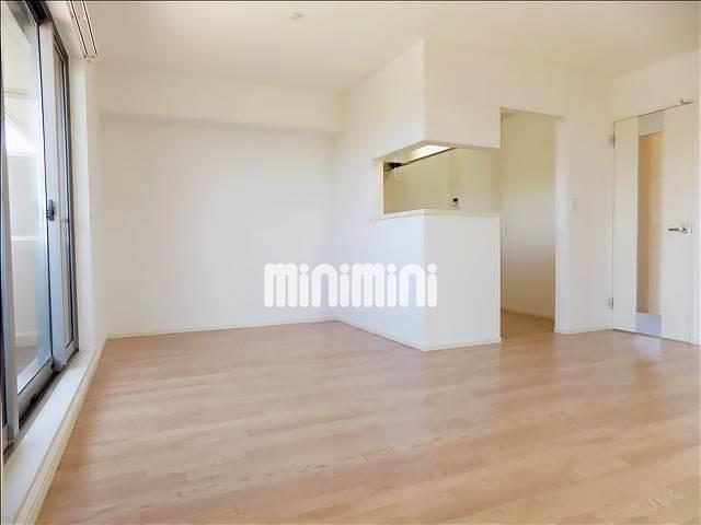 居室・リビング　※同タイプのお部屋の写真です