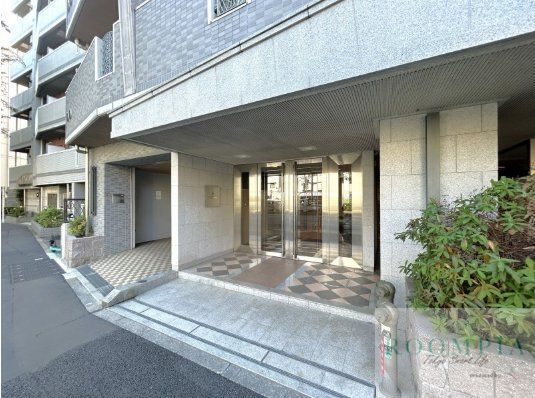 エントランス　エントランス