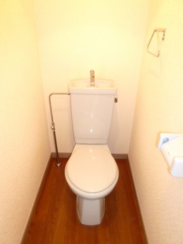 トイレ　トイレもきれいです