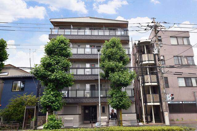 建物外観　オートロック完備