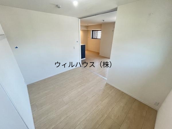 その他部屋・スペース　明るい洋室！