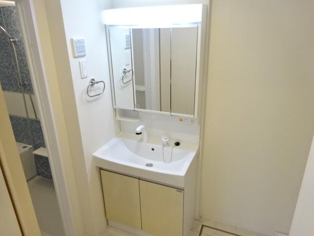 洗面設備　洗髪洗面化粧台