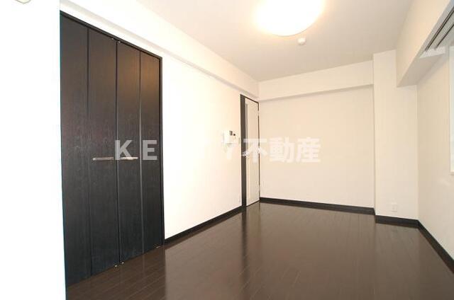その他部屋・スペース　落ち着いて過ごせるお部屋なので、寝室にいかがでしょうか