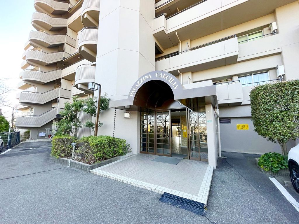 阪急今津線 甲東園駅 徒歩24分 10階建 築41年の外観写真