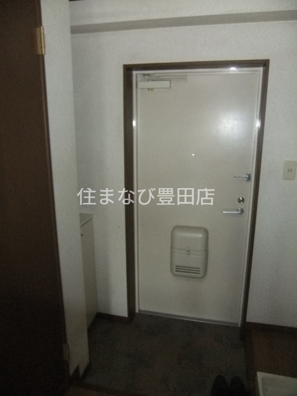 玄関　同型タイプ