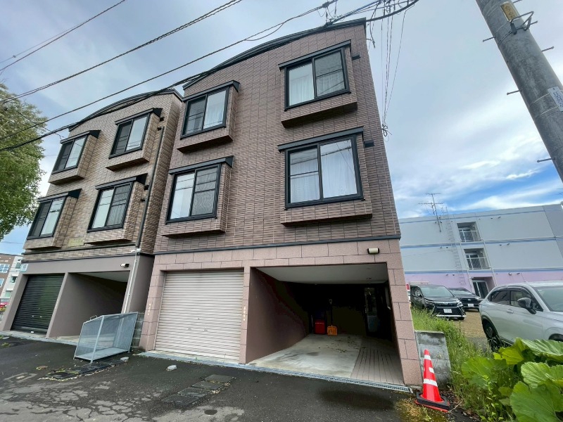 建物外観　札幌市東区北１３条東「エヴァンス大友公園」