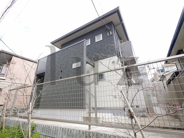 建物外観　2018年築のアパートです！