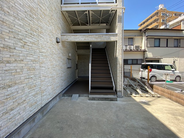 エントランス　★綺麗なエントランスですね★