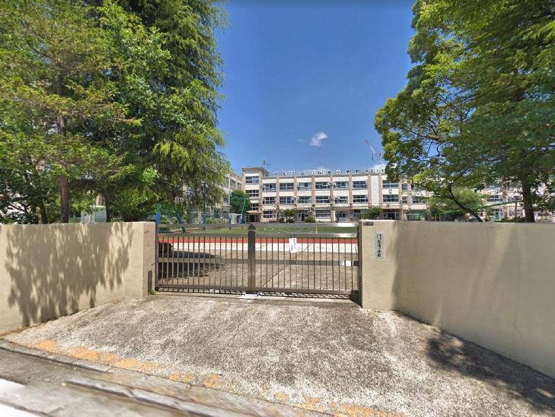小学校　足立区立弘道小学校（小学校）まで100m