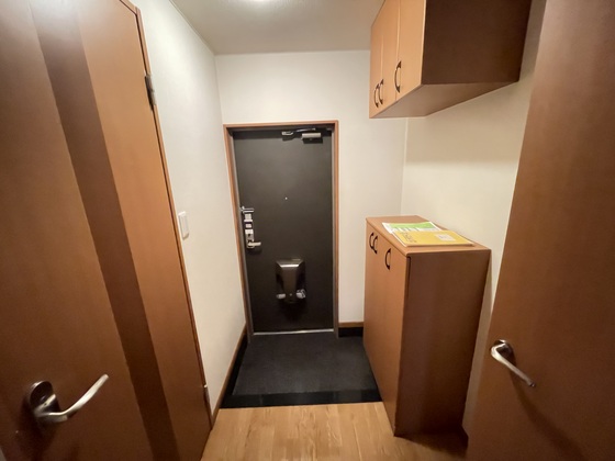 玄関　※別部屋の写真です