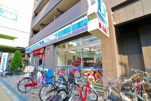 コンビニ　ローソン 浪速警察署前店（コンビニ）まで157m