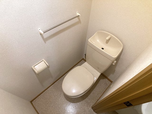 トイレ　トイレ