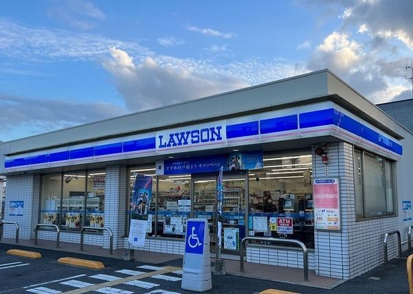 コンビニ　ローソン 米子三本松口店（コンビニ）まで350m