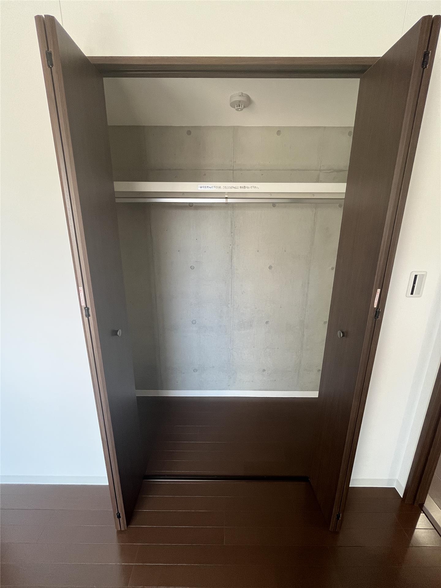 収納　写真は別部屋です。