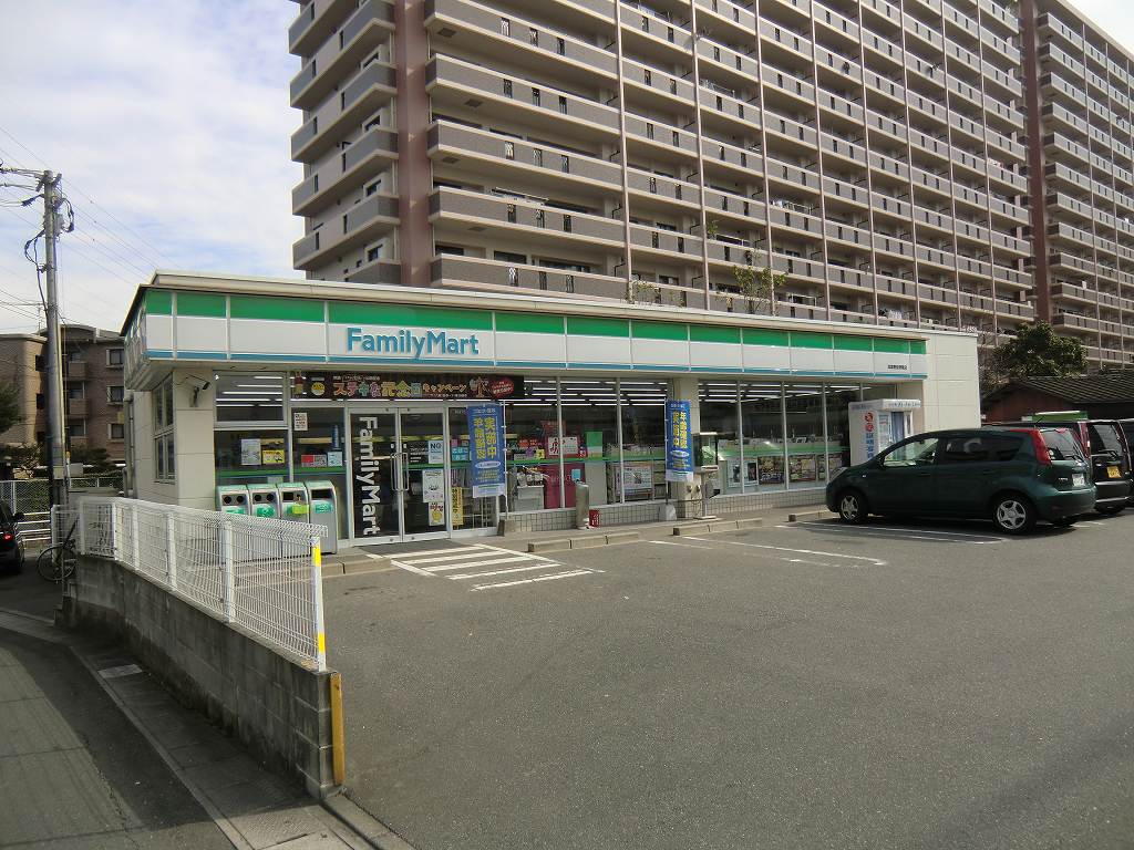 コンビニ　ファミリーマート 筑紫野俗明院店（コンビニ）まで338m