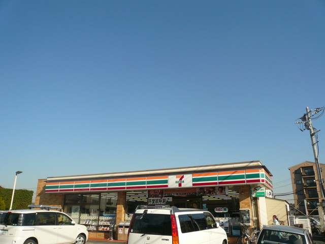 コンビニ　セブンイレブン浦和内谷４丁目店（コンビニ）まで450m
