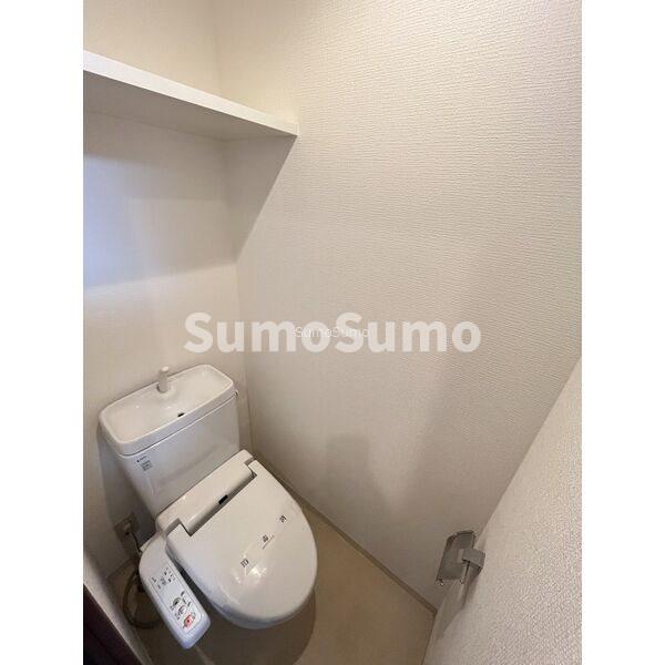 トイレ　落ち着いたトイレです