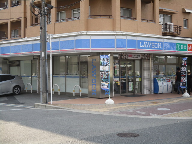 コンビニ　ローソン だいどう豊里駅前店（コンビニ）まで401m