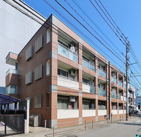 建物外観　アクセス良く設備充実の人気マンションです
