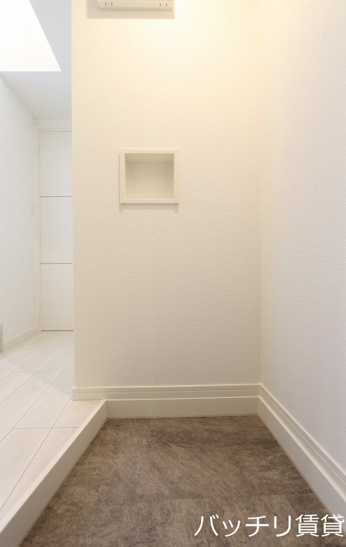 玄関　建築中の為、画像は同型タイプの別物件になります。現況を優先。