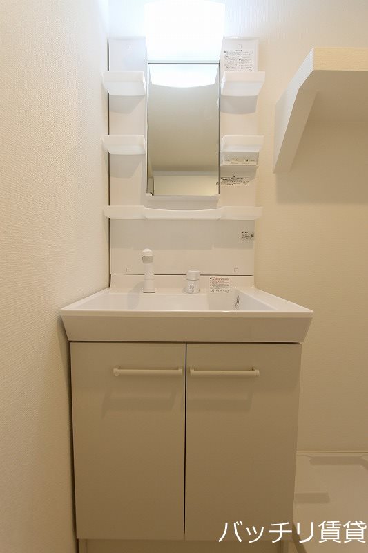 洗面設備　建築中の為、画像は同型タイプの別物件になります。現況を優先。