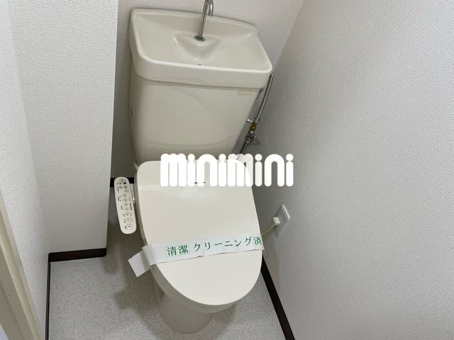トイレ　別号室の参考写真です