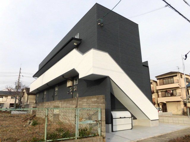建物外観　スタイリッシュな外観です。