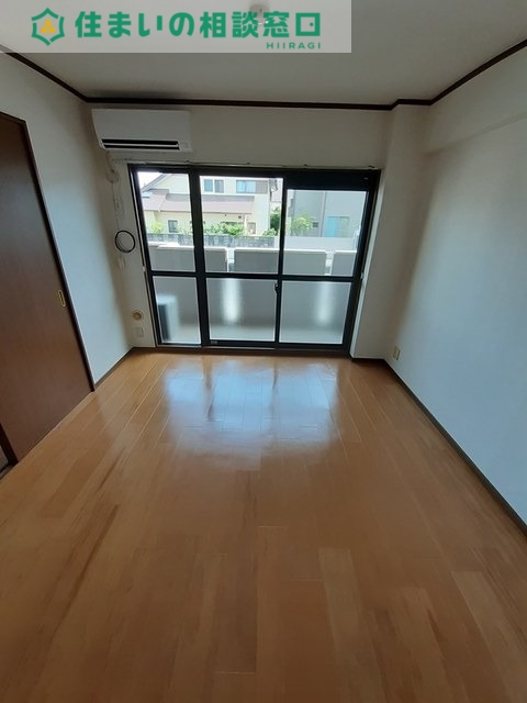 居室・リビング　同型