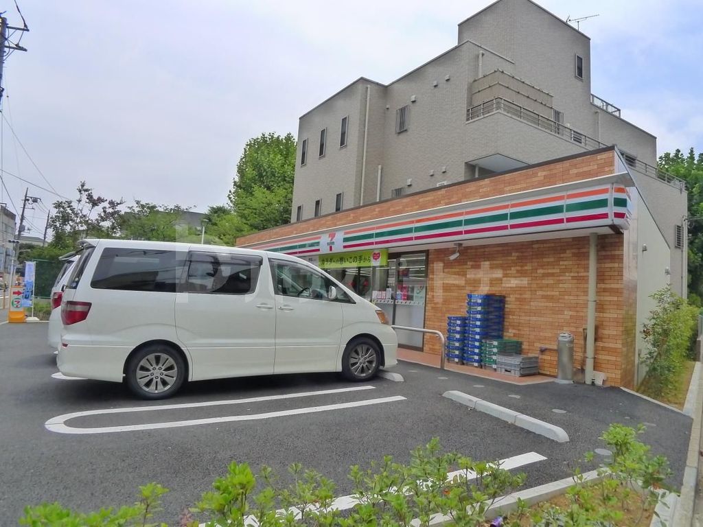 コンビニ　セブンイレブン江戸川平井7丁目西店（コンビニ）まで130m