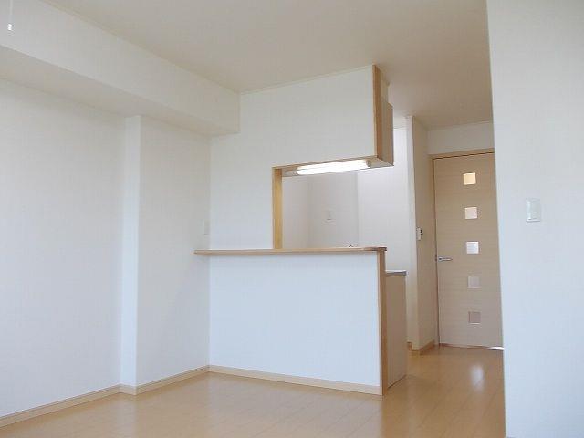 ＪＲ姫新線 本竜野駅 徒歩16分 2階建 築17年の居間写真