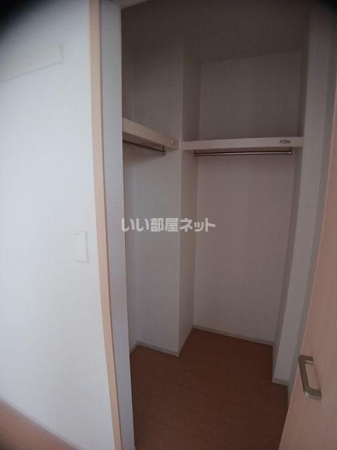 高松琴平電鉄長尾線 学園通り駅 徒歩2分 2階建 築11年の内装写真