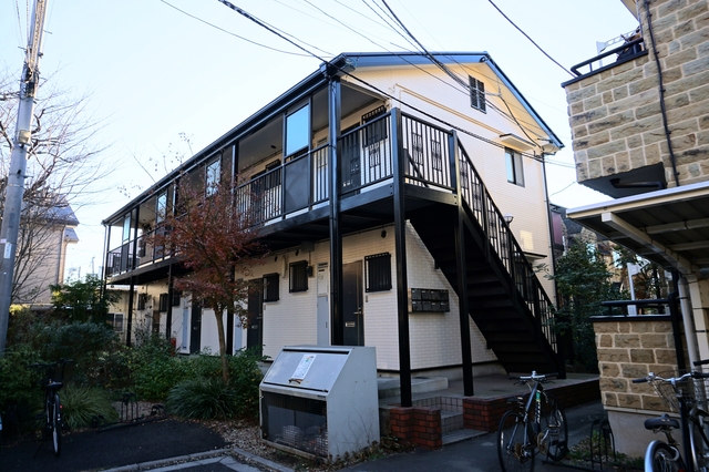 建物外観　閑静な住宅地でゆったりライフスタイルを満喫してください♪