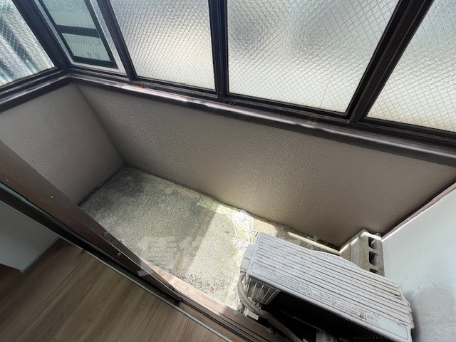 地下鉄東西線 椥辻駅 徒歩10分 3階建 築39年の内装写真