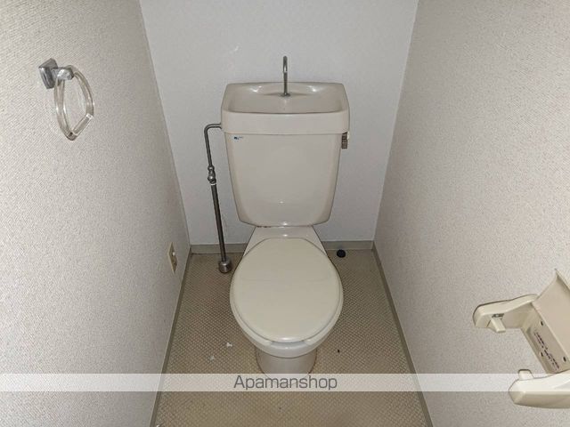 小田急小田原線 伊勢原駅 徒歩8分 5階建 築37年のトイレ写真