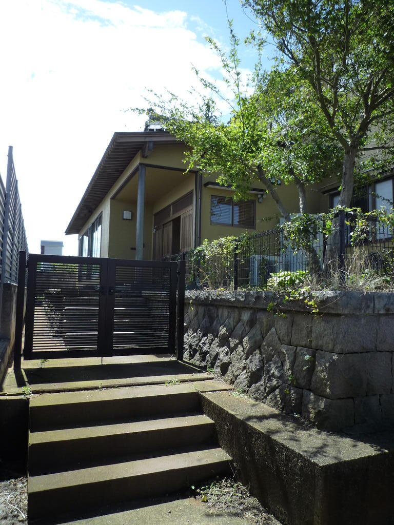 市野山貸家B