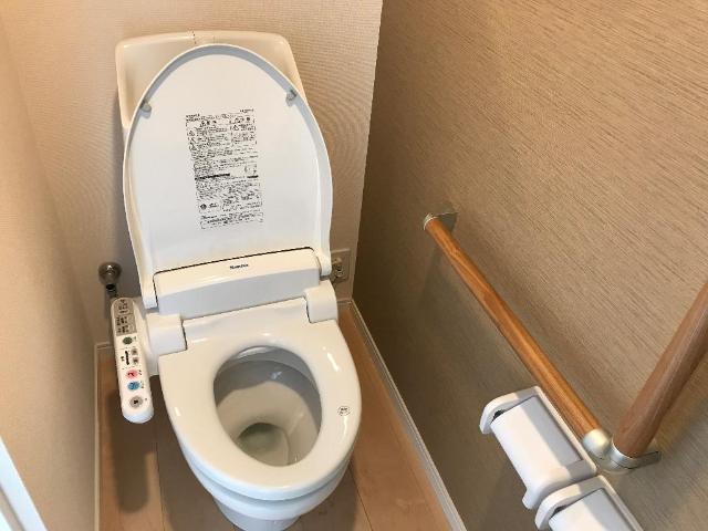 トイレ　シャワー付トイレ