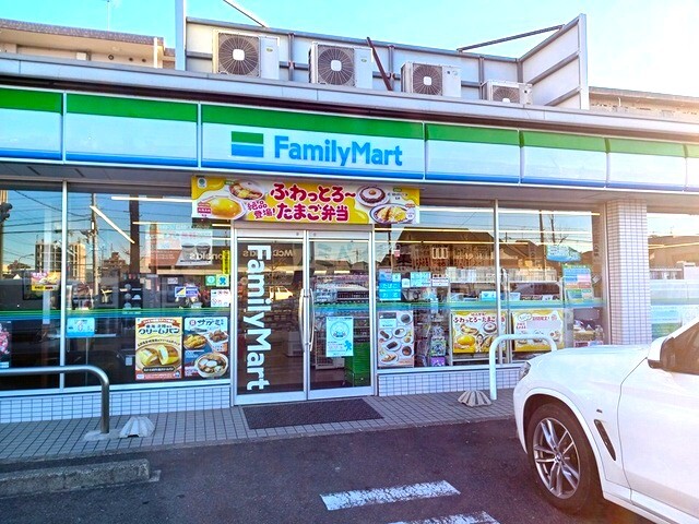 コンビニ　ファミリーマート（コンビニ）まで350m
