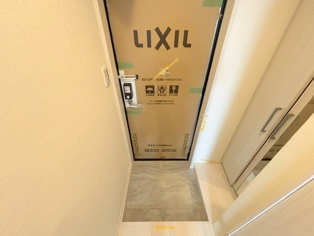 地下鉄今里筋線 鴫野駅 徒歩4分 3階建 築1年の玄関写真