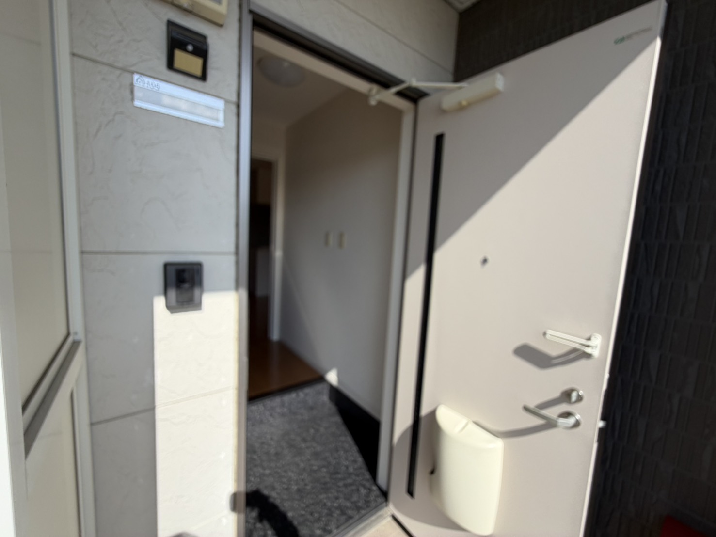 ＪＲ常磐線 泉駅 2階建 築15年の玄関写真