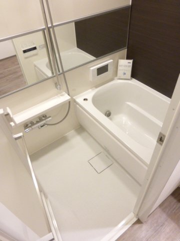 バス・シャワールーム　バス※別部屋参考写真