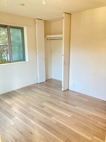 その他部屋・スペース　★明るいフローリングの角部屋です★